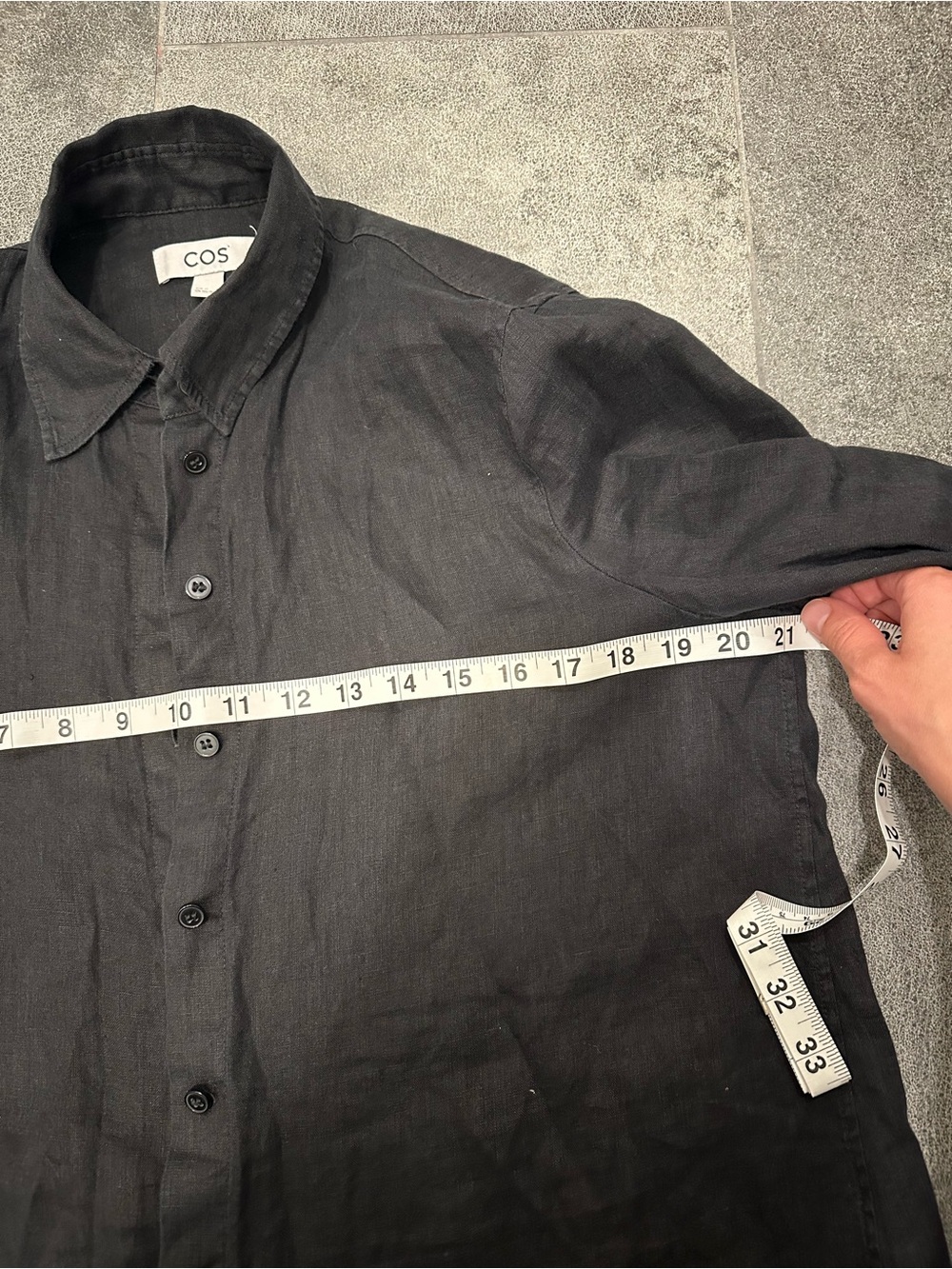 COS Linen Black Oversized Button-Up Shirt - Picture 13 of 15
